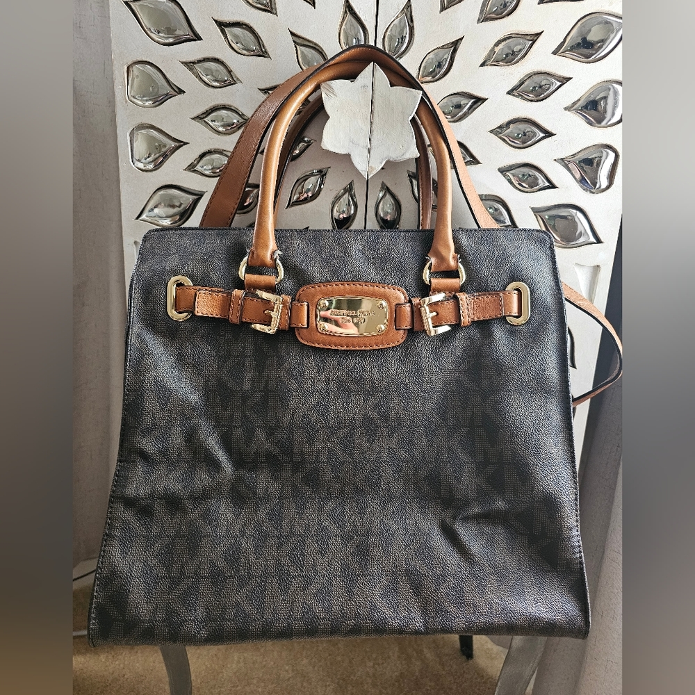 Large brown leather Michael Kors bag